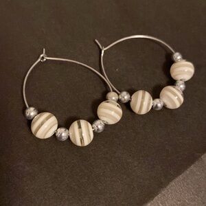 Hoop bead Earings